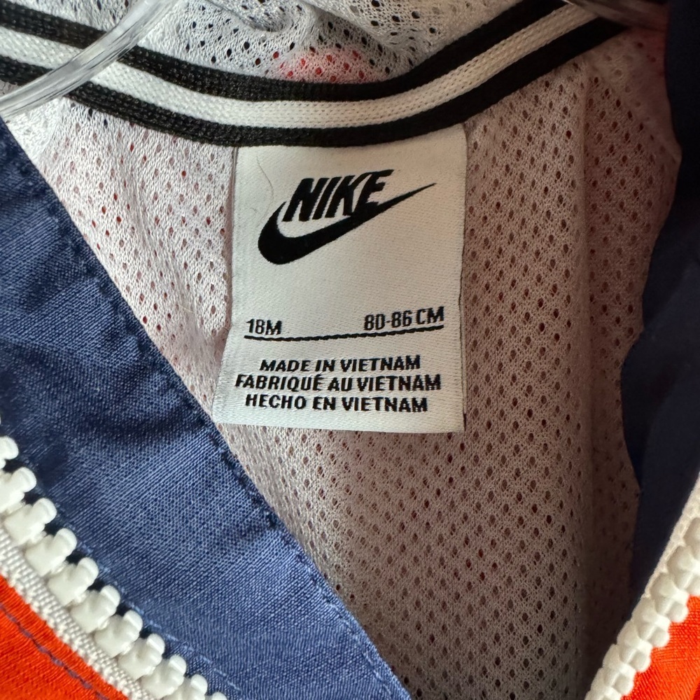 Nike warm up jacket size 18 months - Picture 2 of 3